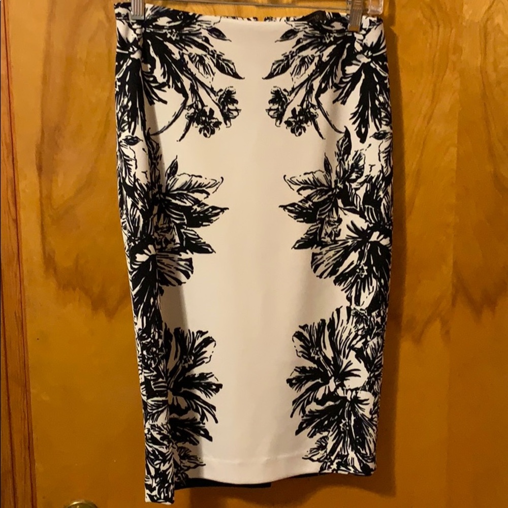 Black and white pencil skirt